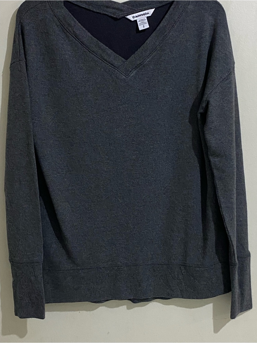 Athleta Charcoal Gray V-Neck Pullover Long Sleeve Sweatshirt Size S